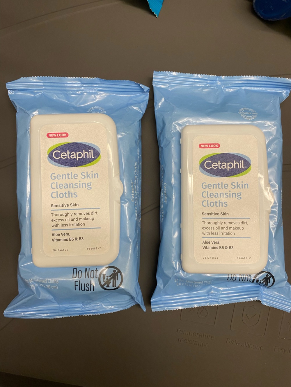 ‼️2 for $8‼️ 
Cetaphil Gentle Skin Cleansing Cloths - Blue Pack